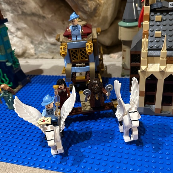 LEGO Harry Potter: Beauxbatons' Carriage: Arrival at Hogwarts (75958)